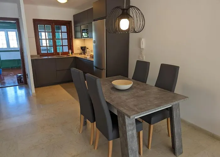 Schicke In La Paz, *