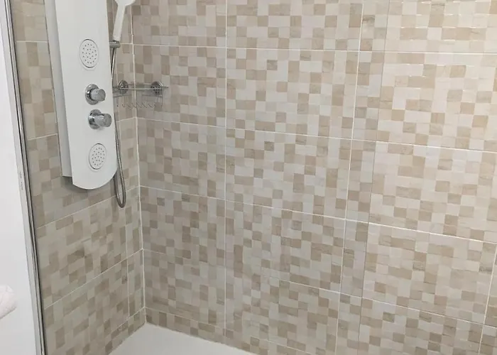 Schicke In La Paz, * Puerto de la Cruz (Tenerife)